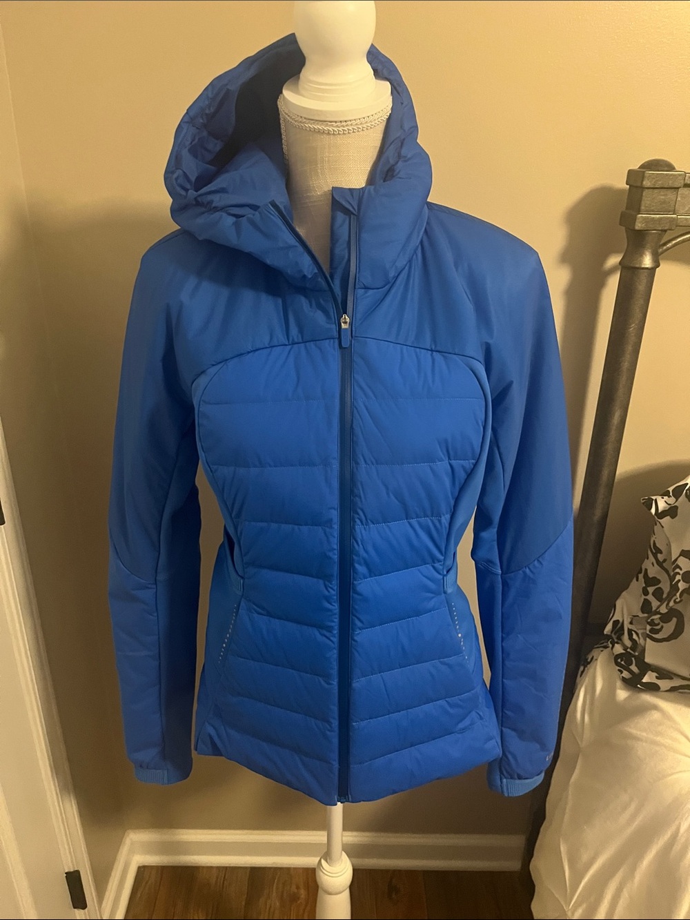lululemon athletica down for it all jacket